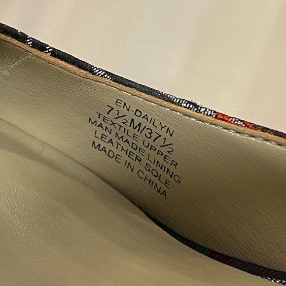 ENZO ANGIOLINI Floral Block Heels Size 7.5 - Picture 7 of 7